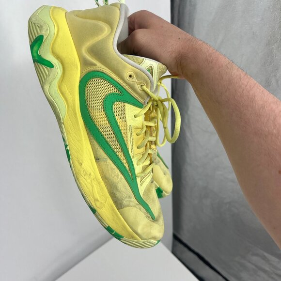 Men's Nike Giannis Immortality 3 DZ7533-700 Soft Yellow/Barely Volt/Light Laser - Picture 14 of 14